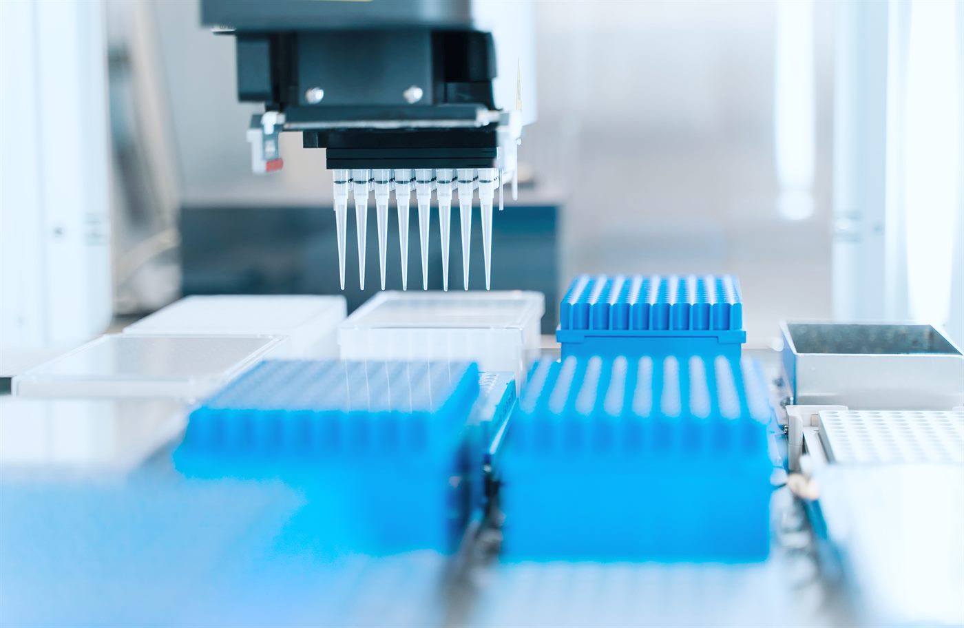 Laboratory automation equipment